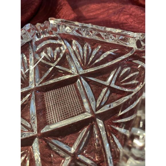 Heavy CUT GLASS Cigar Cigarette 6" X 6" ASHTRAY /trinket Tray - Picture 2 of 7